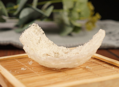 控制單次食用量(干燕窩3-5g)，糖尿病患者慎選甜配料